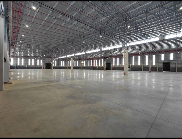 12,619M² WAREHOUSE TO LET IN WITFONTEIN